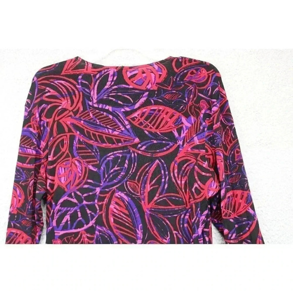 Chico's Travelers Tropic Jewel Roland Wrap Top-Size 2-Belted - Picture 8 of 8